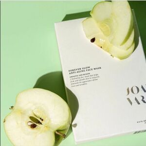Forever Glow Anti-Aging Face Mask